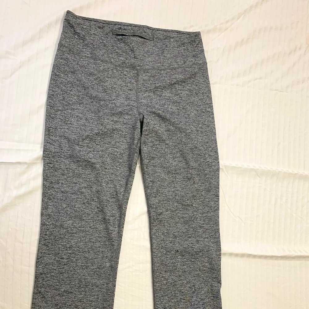🍇🍇🍇  AVIA WOMENS ATHLETIC YOGA PANTS SIZE XL 16-18 🍇🍇🍇
